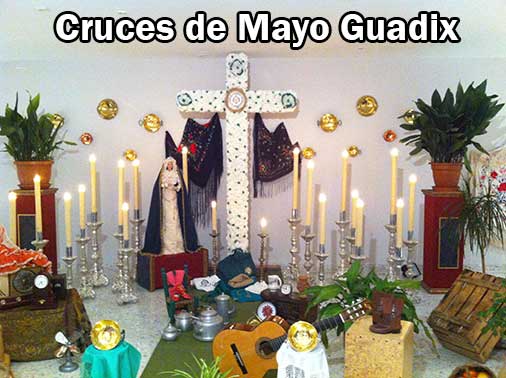 Cruces de Mayo y Chavicos de Guadix