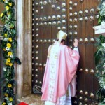 Apertura puerta santa por el Obispo de Guadix