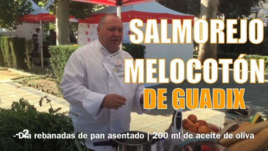 Receta de salmorejo con melocotón de Guadix