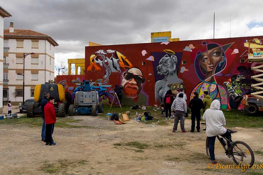 Graffitis Niño de las pinturas Guadix