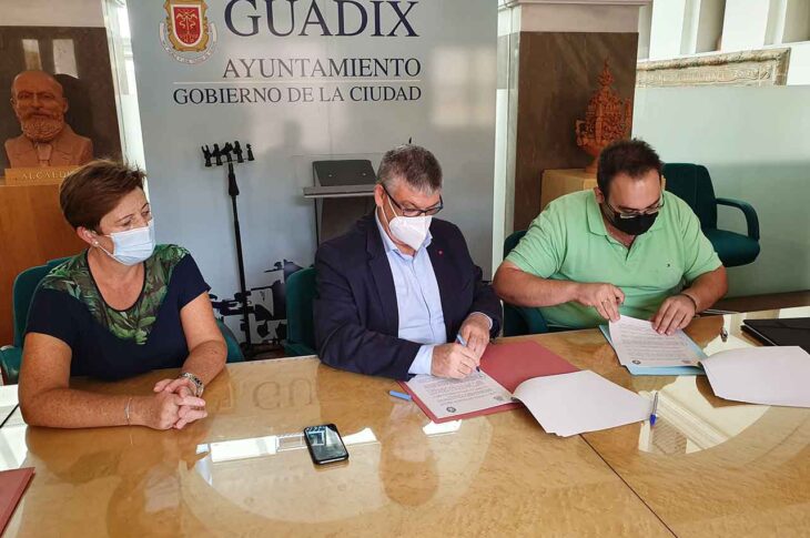 Convenio Federación de Hermandades y cofradías de Guadix