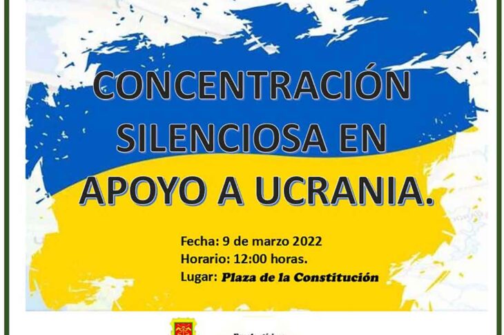 concentración silenciosa en la puerta del Ayuntamiento de Guadix en solidaridad con el pueblo ucraniano