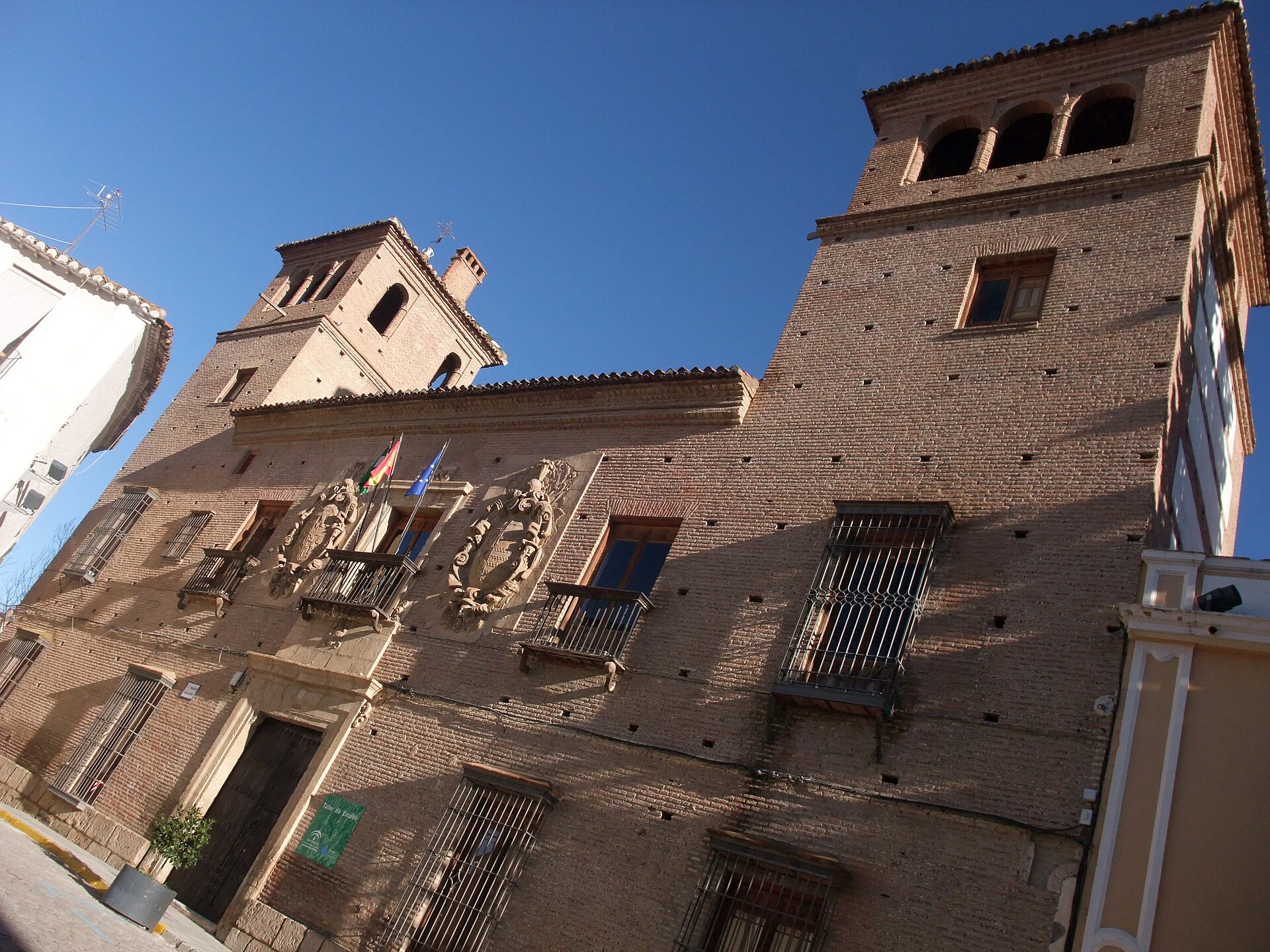 Fachada del Palacio de Villalegre, en el centro histórico de Guadix.